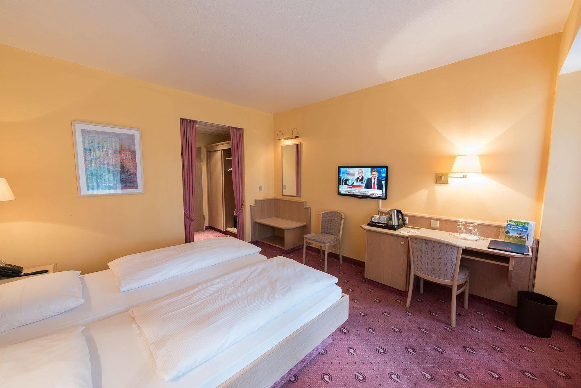 Parkhotel Frankfurt Airport Hattersheim am Main Εξωτερικό φωτογραφία
