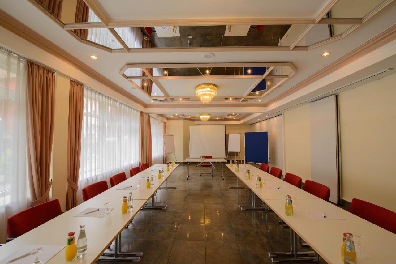 Parkhotel Frankfurt Airport Hattersheim am Main Εξωτερικό φωτογραφία